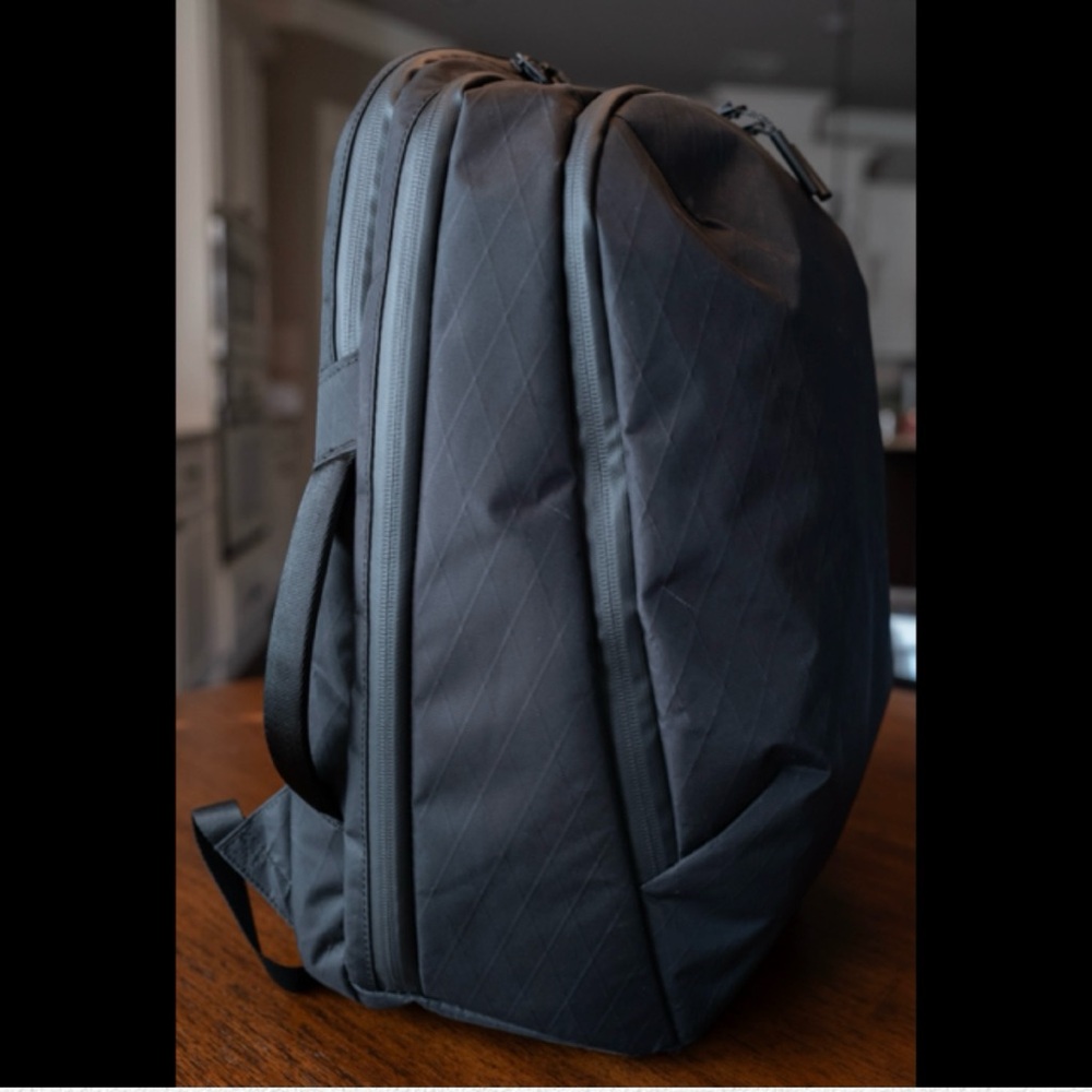 AER Black Backpack